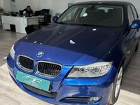 Usado BMW 318 143 CV (105 kW) 2010 Azul Familiar