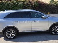 Usado Kia Sorento 200 CV (147 kW) 2018 Gris / plata SUV