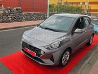 Usado Hyundai i10 84 CV (61 kW) 2022 Beige Utilitario