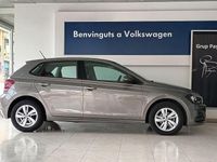 Usado VW Polo Advance 95 CV (69 kW) 2020 Gris Berlina