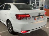 Usado Toyota Avensis Advance 147 CV (108 kW) 2012 Blanco Berlina