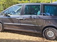 Usado Lancia Phedra 128 CV (94 kW) 2004 Gris / plata Monovolumen