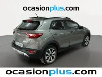 Usado Kia Stonic 100 CV (73 kW) 2022 Verde SUV
