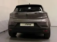 Usado Renault Captur Evolution 101 CV (74 kW) 2025 Gris SUV