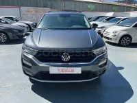 Usado VW T-Roc Advance 150 CV (110 kW) 2021 Gris / plata SUV