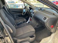 Usado Peugeot 307 110 CV (80 kW) 2008 Negro Familiar