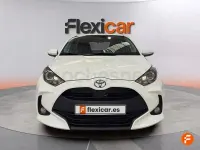 Usado Toyota Yaris Hybrid Active 116 CV (85 kW) 2025 Blanco Berlina