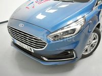 Begagnad Ford S-MAX Titanium 150 HK (110 kW) 2020 Blå Minibuss