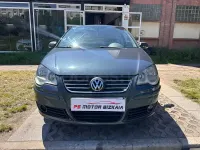 Usado VW Polo Sportline 100 CV (73 kW) 2006 Gris / plata Utilitario