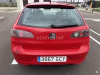 Usado Seat Ibiza 85 CV (62 kW) 2008 Rojo Berlina