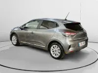 Begagnad Renault Clio V Evolution 100 HK (73 kW) 2025 Grå Sedan