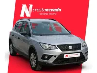 Usado Seat Arona Reference 90 CV (66 kW) 2020 Gris / plata SUV