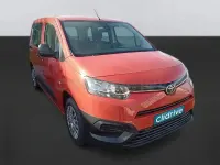 Käytetty Toyota Proace Verso Active 131 HP (96 kW) 2023 Punainen Farmari