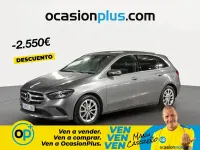 Usado Mercedes B180 136 CV (100 kW) 2019 Gris / plata Monovolumen