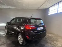 Usado Ford Fiesta Trend 75 CV (55 kW) 2021 Negro Utilitario
