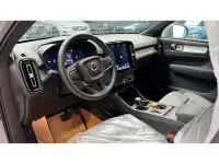 Nuevo Volvo XC40 Core 163 CV (119 kW) 2026 Gris SUV