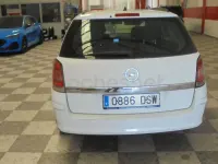 Usado Opel Astra Enjoy 100 CV (73 kW) 2005 Blanco Familiar