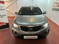 Usado Kia Sorento 197 CV (144 kW) 2012 Gris / plata SUV