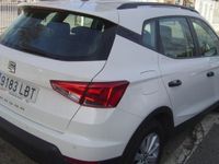 Usado Seat Arona Reference 95 CV (69 kW) 2019 Blanco SUV