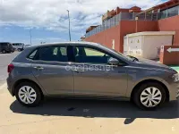 Usado VW Polo Advance 95 CV (69 kW) 2018 Gris / plata Utilitario