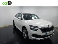 Usado Skoda Kamiq Ambition 110 CV (80 kW) 2021 Blanco SUV