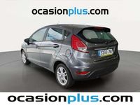 Usado Ford Fiesta Trend 82 CV (60 kW) 2017 Gris Utilitario