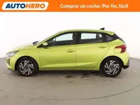 Usado Hyundai i20 101 CV (74 kW) 2024 Amarillo Utilitario