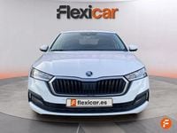 Usado Skoda Octavia Ambition 115 CV (84 kW) 2022 Blanco Berlina
