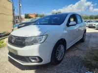 Usado Dacia Sandero Comfort 95 CV (69 kW) 2019 Blanco Berlina