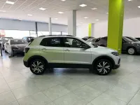 Usado VW T-Cross Life 116 CV (85 kW) 2025 Plateado SUV