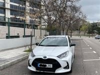 Usado Toyota Yaris Hybrid Style 116 CV (85 kW) 2021 Blanco Berlina