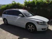 Usado Volvo V50 Drive Kinetic 109 CV (80 kW) 2012 Blanco Familiar
