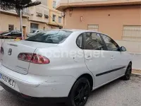 Usado Seat Cordoba Stella 100 CV (73 kW) 2003 Gris / plata Berlina