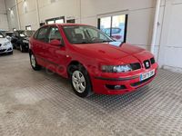 Usado Seat Leon 105 CV (77 kW) 2006 Rojo Utilitario