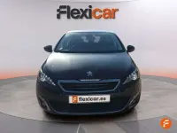 Usado Peugeot 308 Allure 120 CV (88 kW) 2017 Amarillo Utilitario