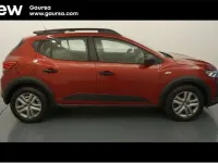 Usado Dacia Sandero Essentiel 101 CV (74 kW) 2021 Rojo Berlina