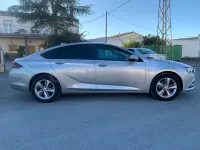 Usado Opel Insignia Excellence 136 CV (100 kW) 2018 Gris / plata Berlina