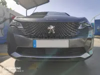 Usado Peugeot 5008 GT 130 CV (95 kW) 2023 Gris / plata SUV