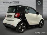 Usado Smart ForTwo Electric Drive Passion 60 kW (82 CV) 2021 Tridion safety cell in black Coupe
