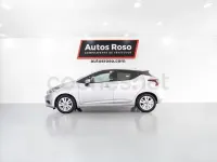 Usado Nissan Micra Acenta 101 CV (74 kW) 2019 Gris / plata Utilitario