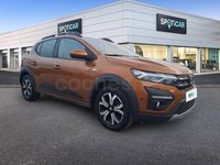 Usado Dacia Sandero Comfort 101 CV (74 kW) 2021 Naranja Berlina