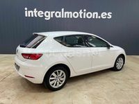 Usado Seat Leon Style 115 CV (84 kW) 2020 Blanco Familiar
