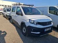 Usado Peugeot Rifter Active 102 CV (75 kW) 2023 Blanco Monovolumen
