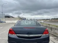 Usado Opel Astra Cabriolet Cosmo 140 CV (102 kW) 2009 Azul Descapotable