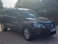 Begagnad VW Tiguan 140 HK (102 kW) 2009 Svart SUV