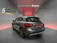 Usado Mercedes GLA180 122 CV (89 kW) 2018 Gris SUV