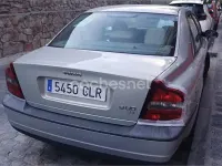 Usado Volvo S80 140 CV (102 kW) 2003 Gris / plata Berlina