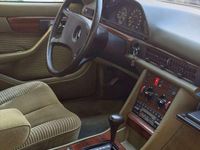 Usado Mercedes 280 SE 185 CV (136 kW) 1982 Verde Berlina