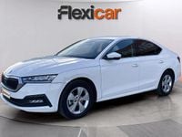Usado Skoda Octavia Ambition 150 HP (110 kW) 2022 Branco Citadino