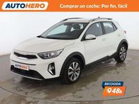 Usado Kia Stonic 84 CV (61 kW) 2021 Blanco SUV